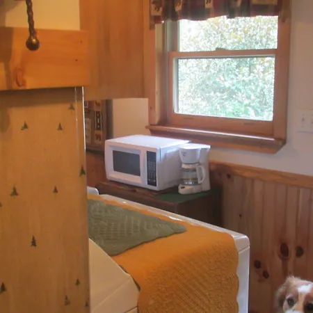 Buffalo Creek Bed And Breakfast-3